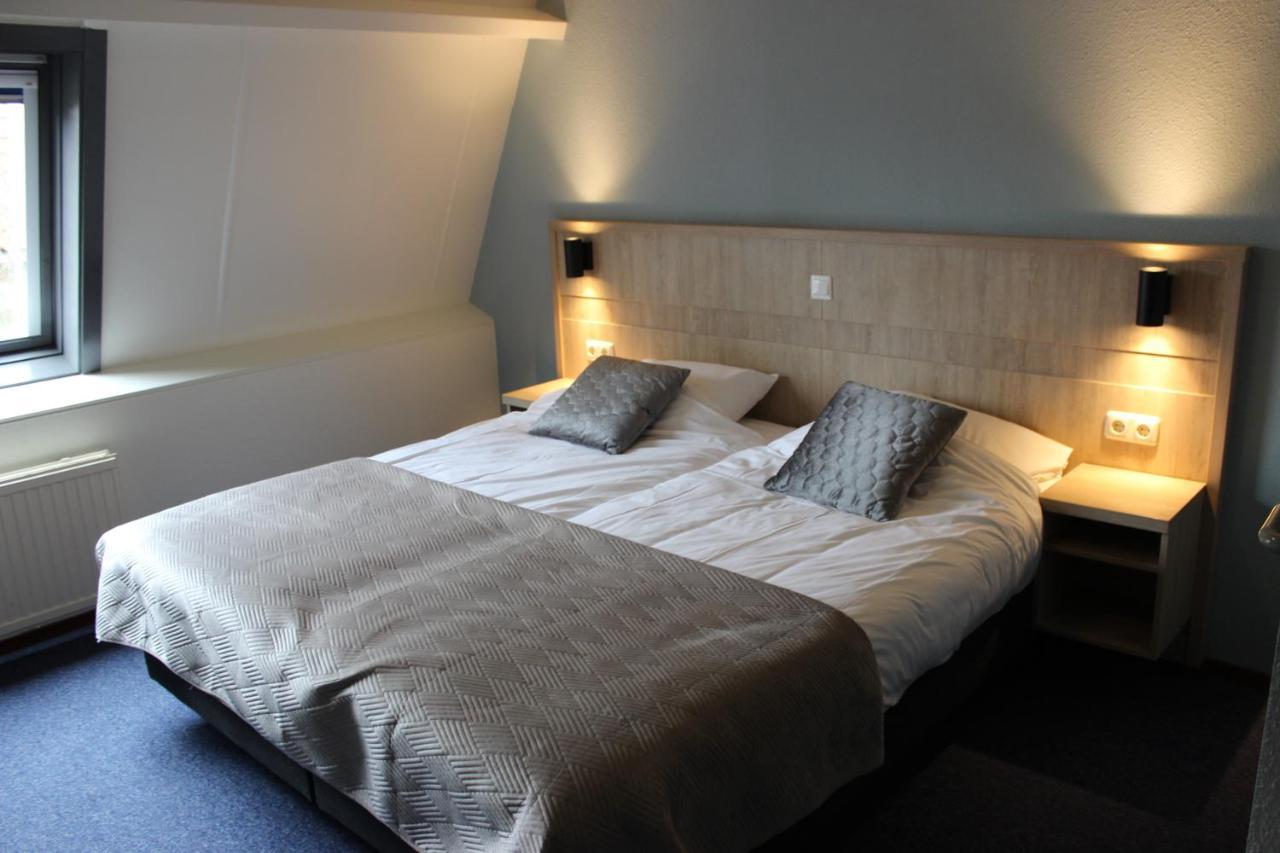 Hotel "De Klok" บูเริน ภายนอก รูปภาพ